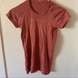 Lulu lemon swiftly tech short sleeve